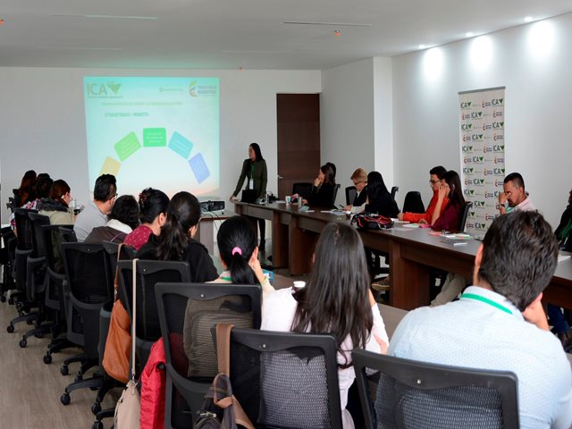 25/09/2017 El ICA fortalece actividades para el diagnóstico de brucelosis, en encuentro nacional de laboratorios autorizados